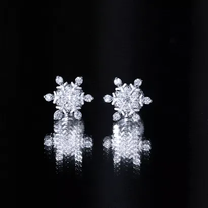 0.75 CT Moissanite Snowflake Stud Earrings