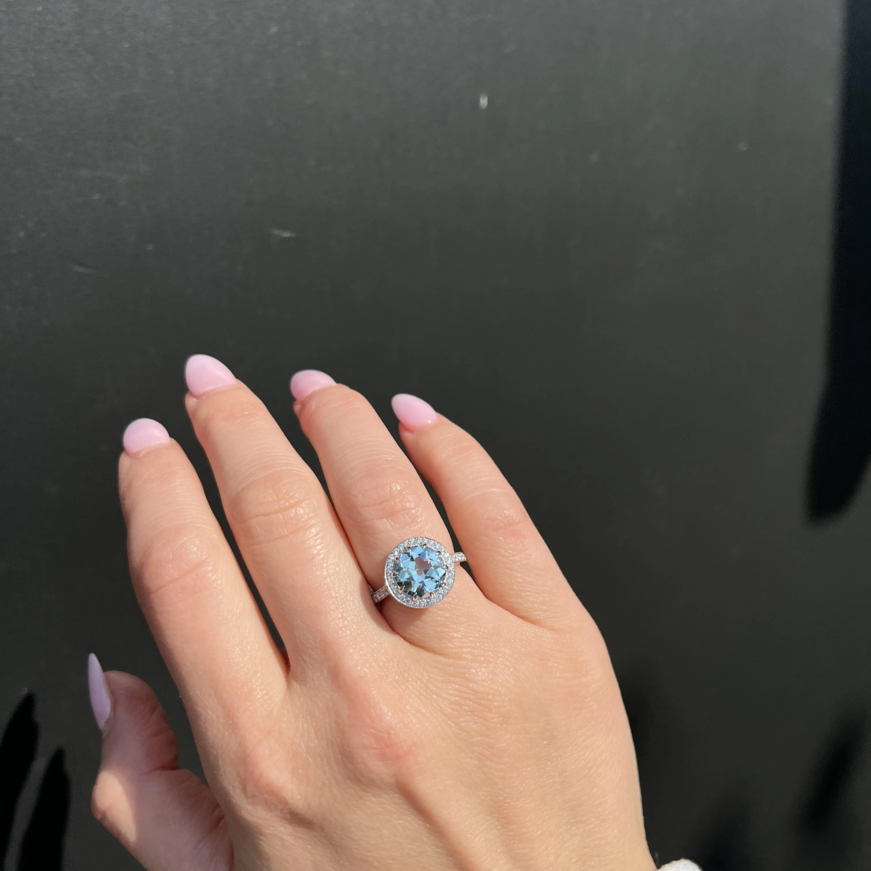 14K White Gold 2.67 Carat Aquamarine and Diamond Ring