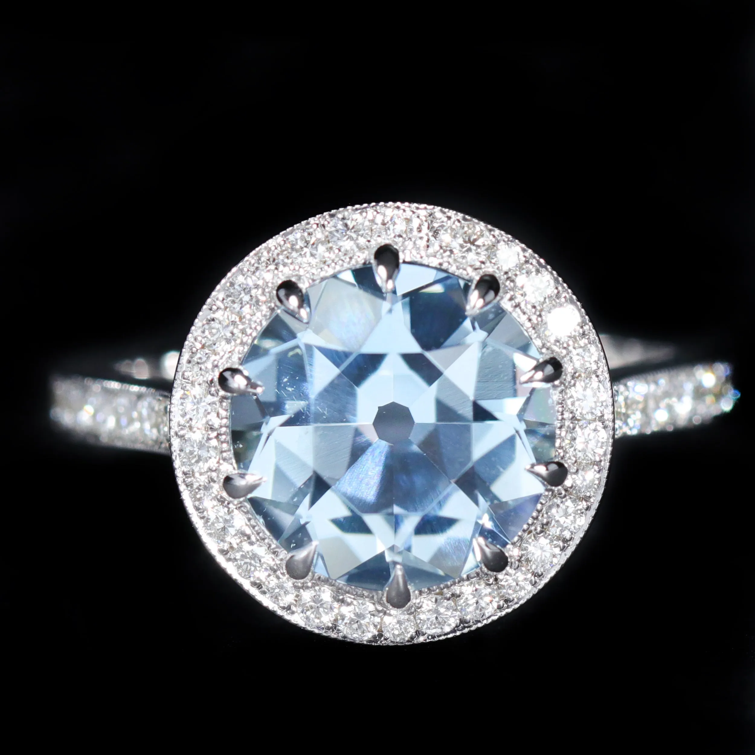 14K White Gold 2.67 Carat Aquamarine and Diamond Ring
