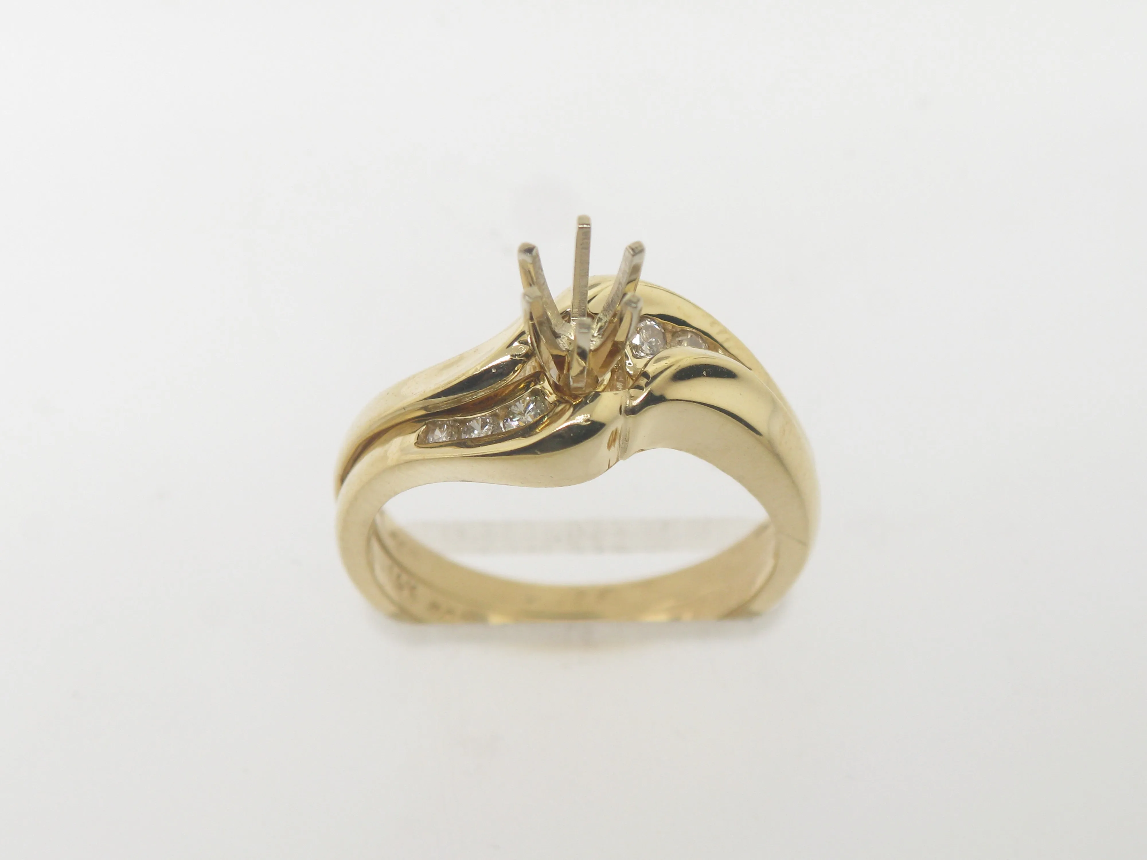 14K Yellow Gold Diamond Semi Mounting Wedding Set (Brand New Sale)