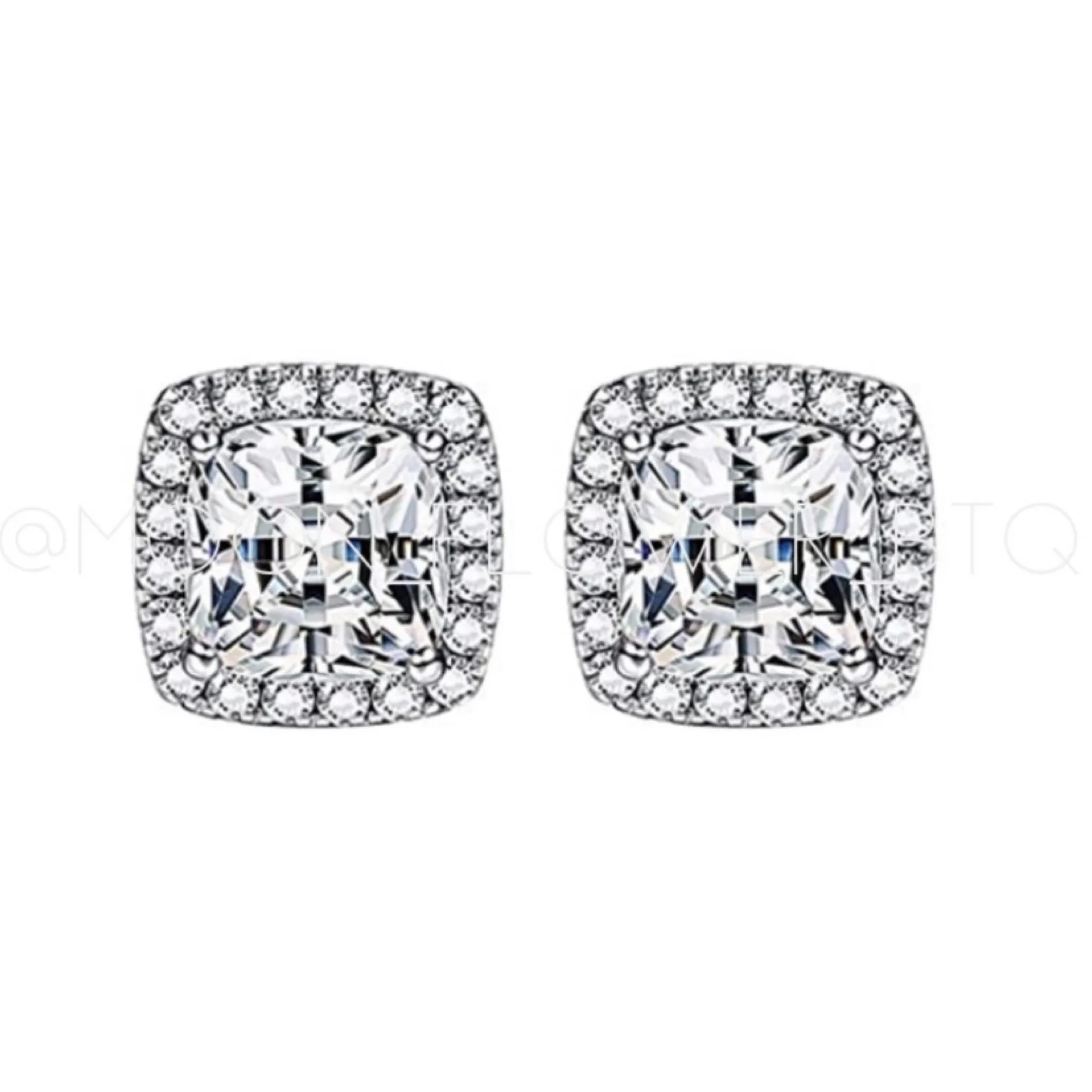 18k White Gold Stud Earrings