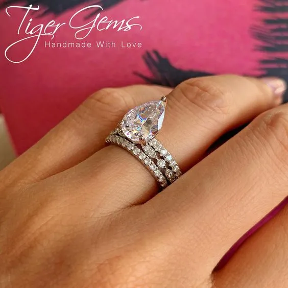 3.25 ctw Pear Accented Solitaire Set