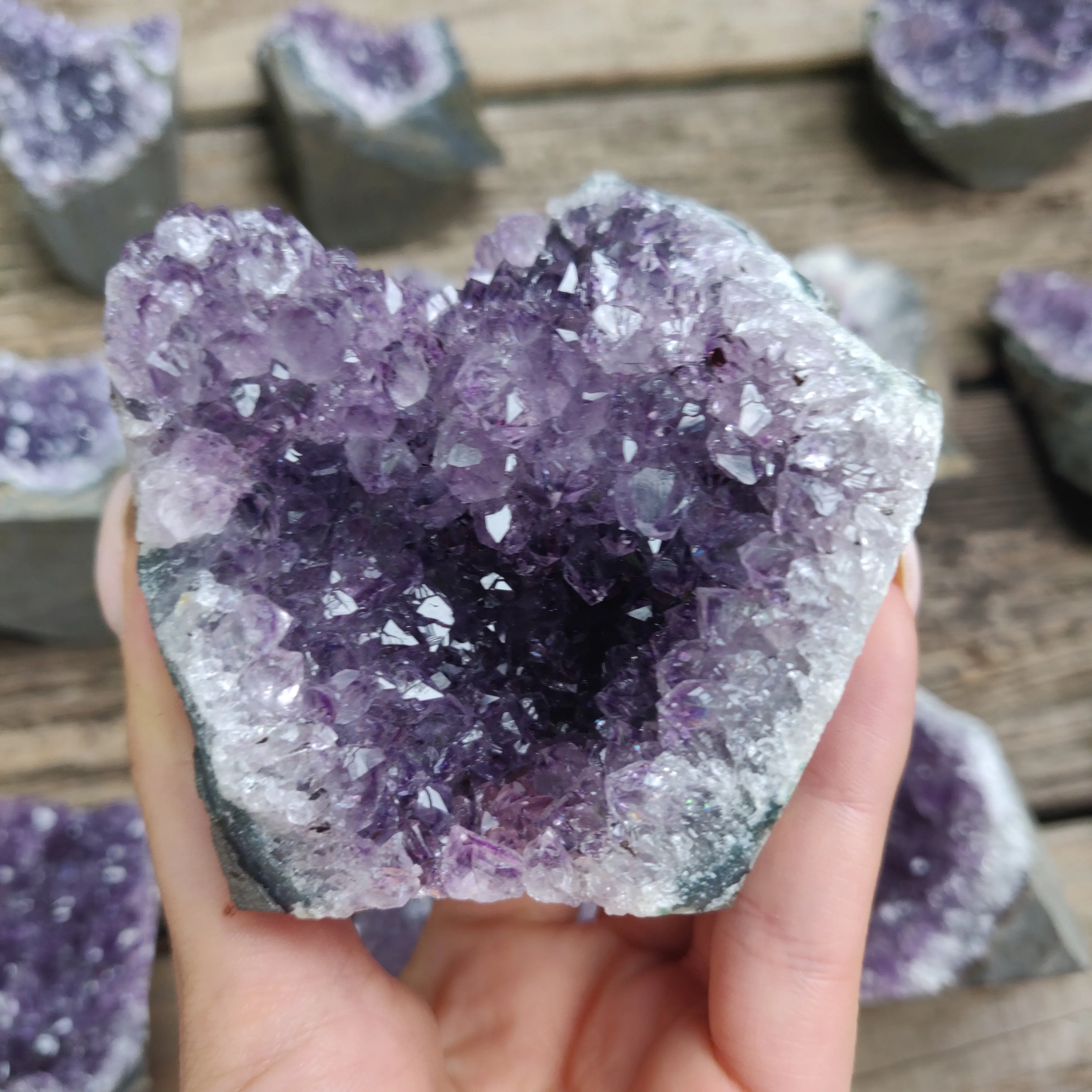 Amethyst Geode Free Form, Cut Base (#29)