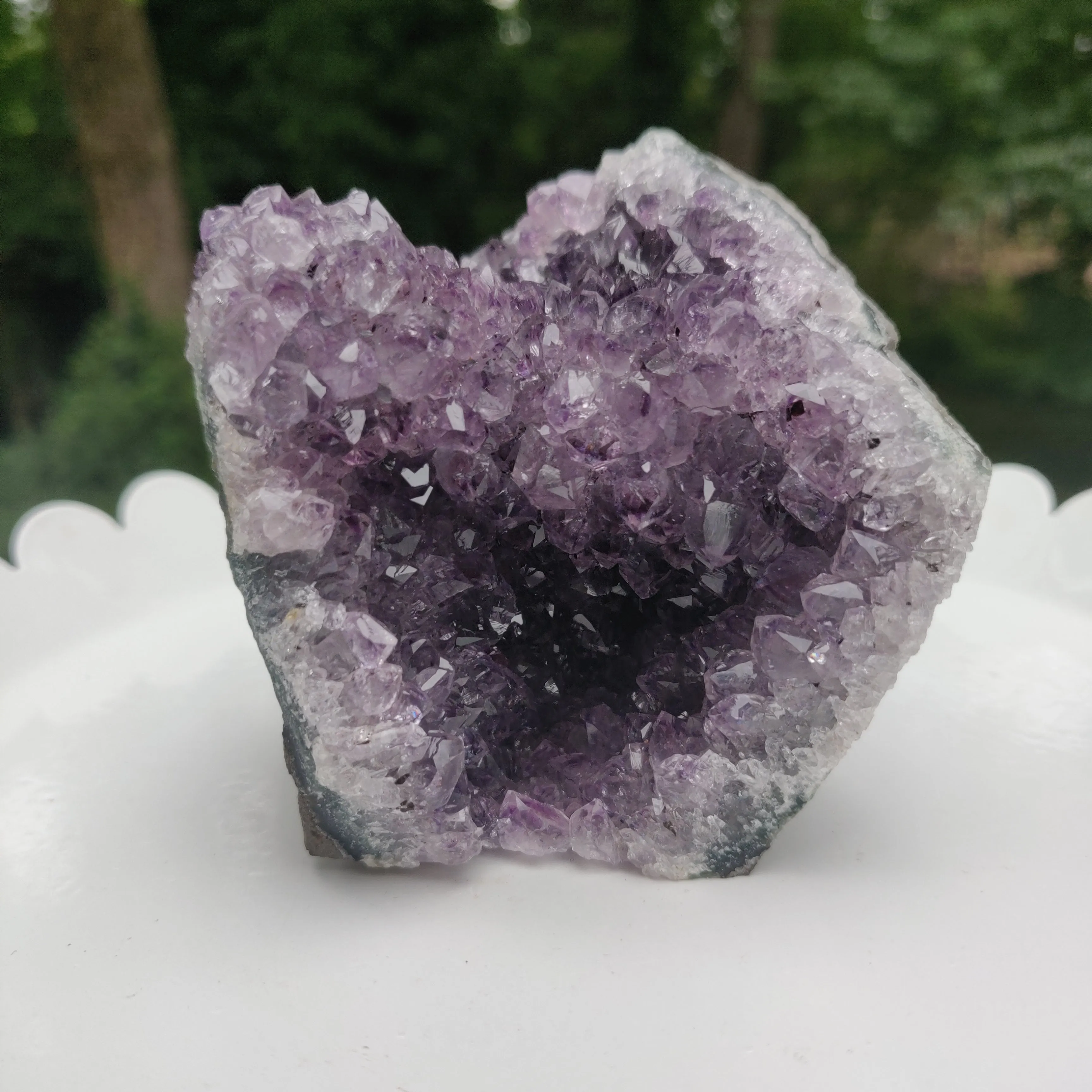 Amethyst Geode Free Form, Cut Base (#29)