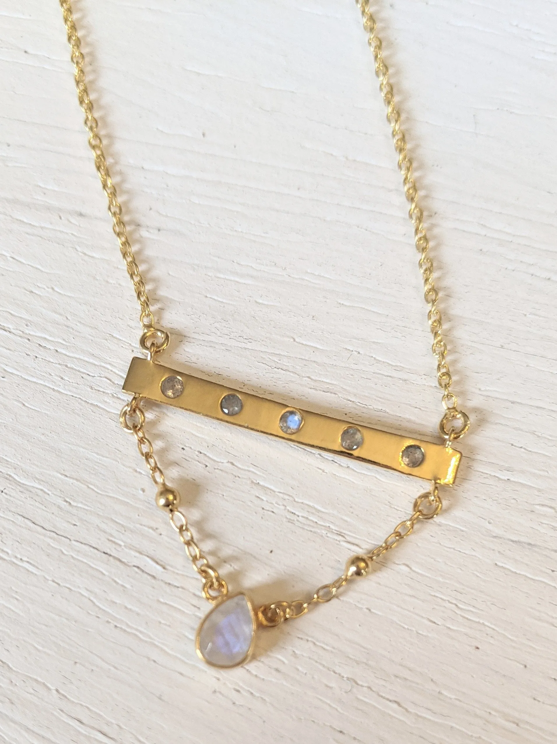 Bridged Bar Necklace
