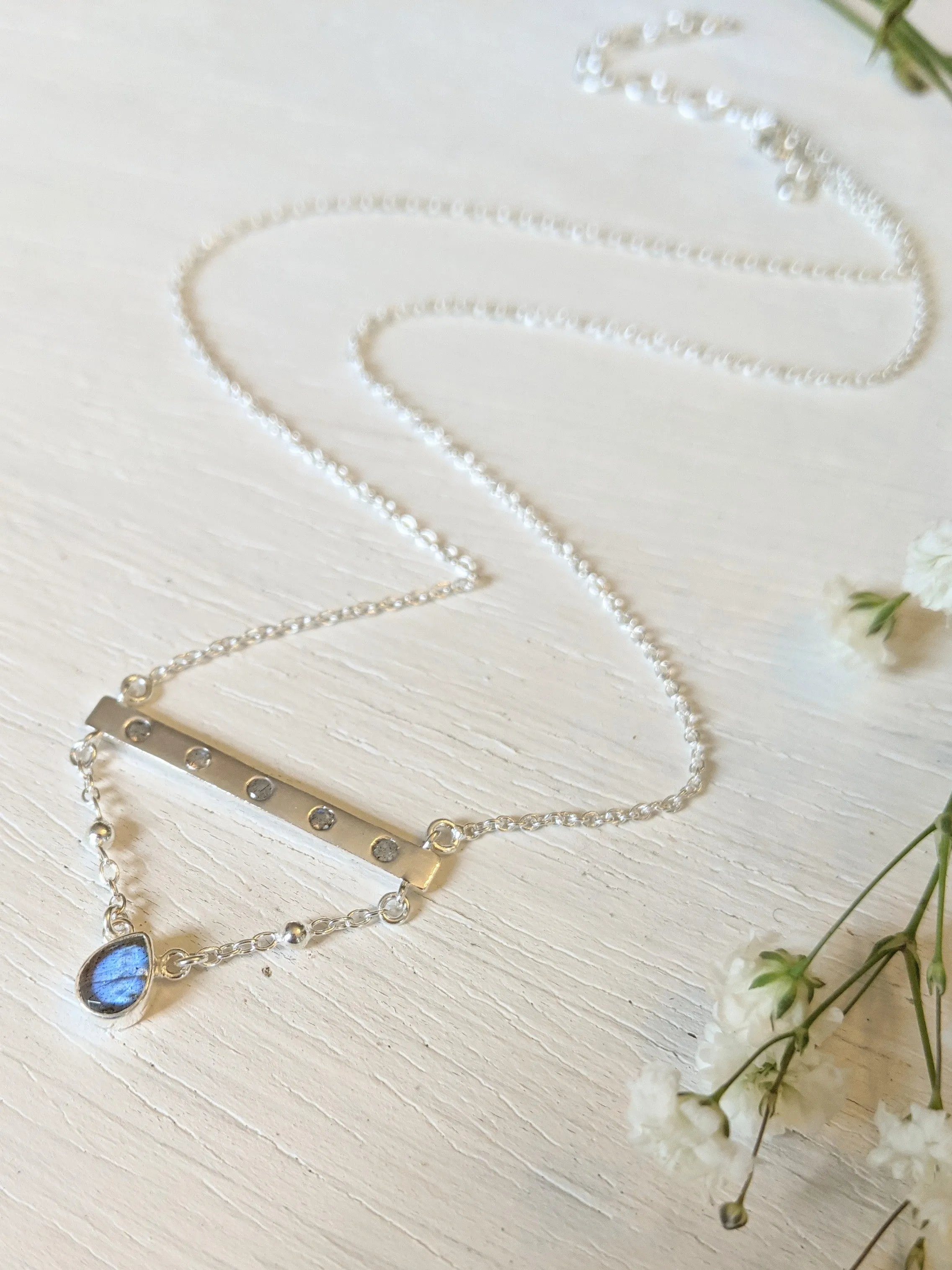 Bridged Bar Necklace
