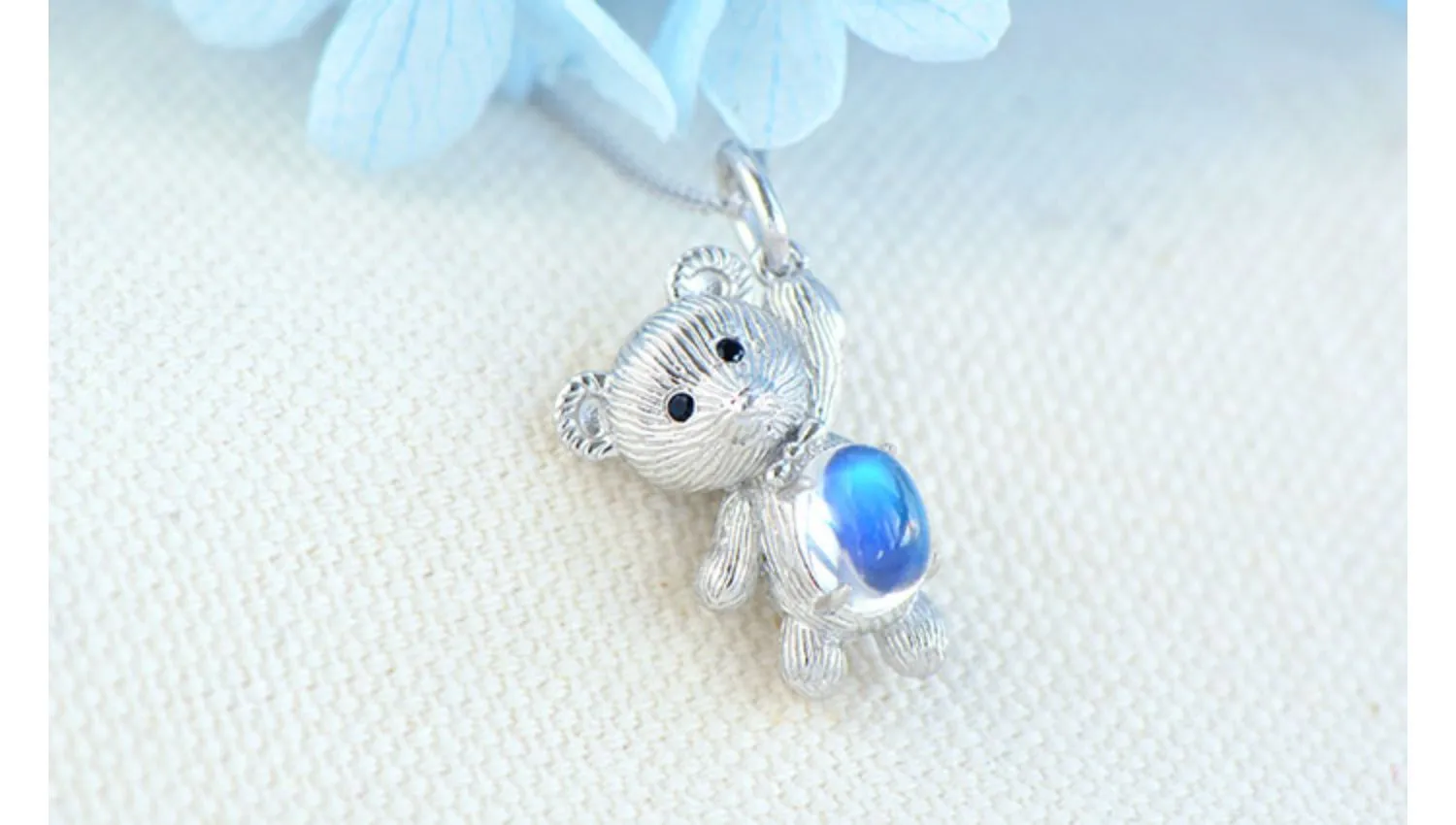 Chic Womens Sterling Silver Bear Moonstone Pendant Necklace for Women