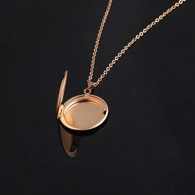 Classic Vintage Round Locket Pendant Necklaces