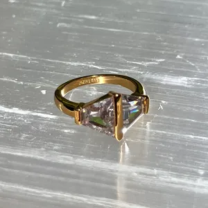 Crystal Healer Ring