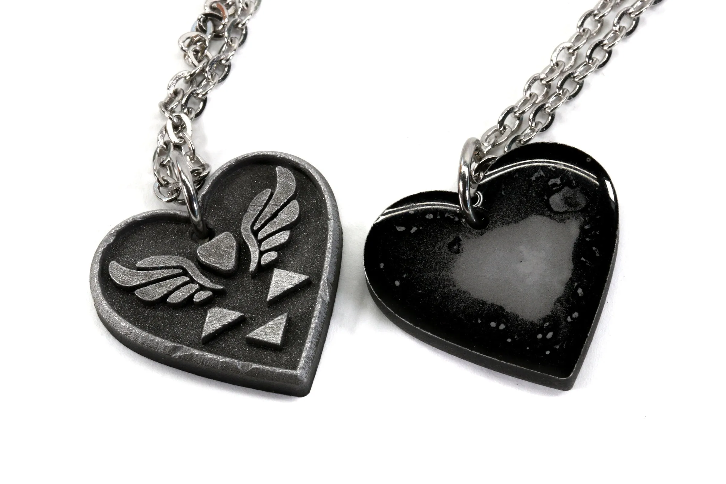 Deltarune Heart Symbol Locket Necklace - Deltarune