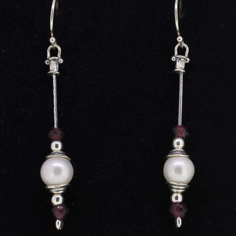 Designer silver and Pearl Garnet earrings E5434D