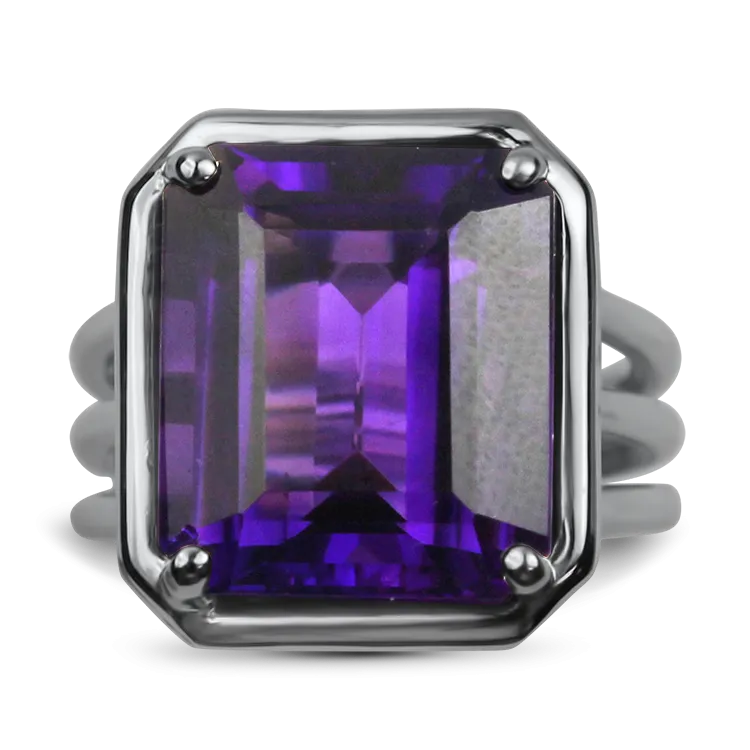 Estate 14K White Gold Amethyst Ring