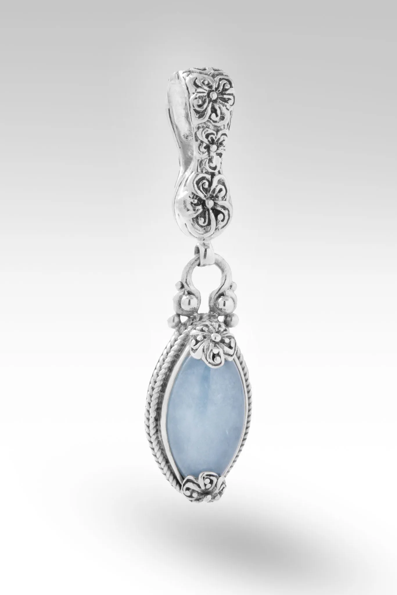 Flowering Resilience Pendant™ in Aquamarine