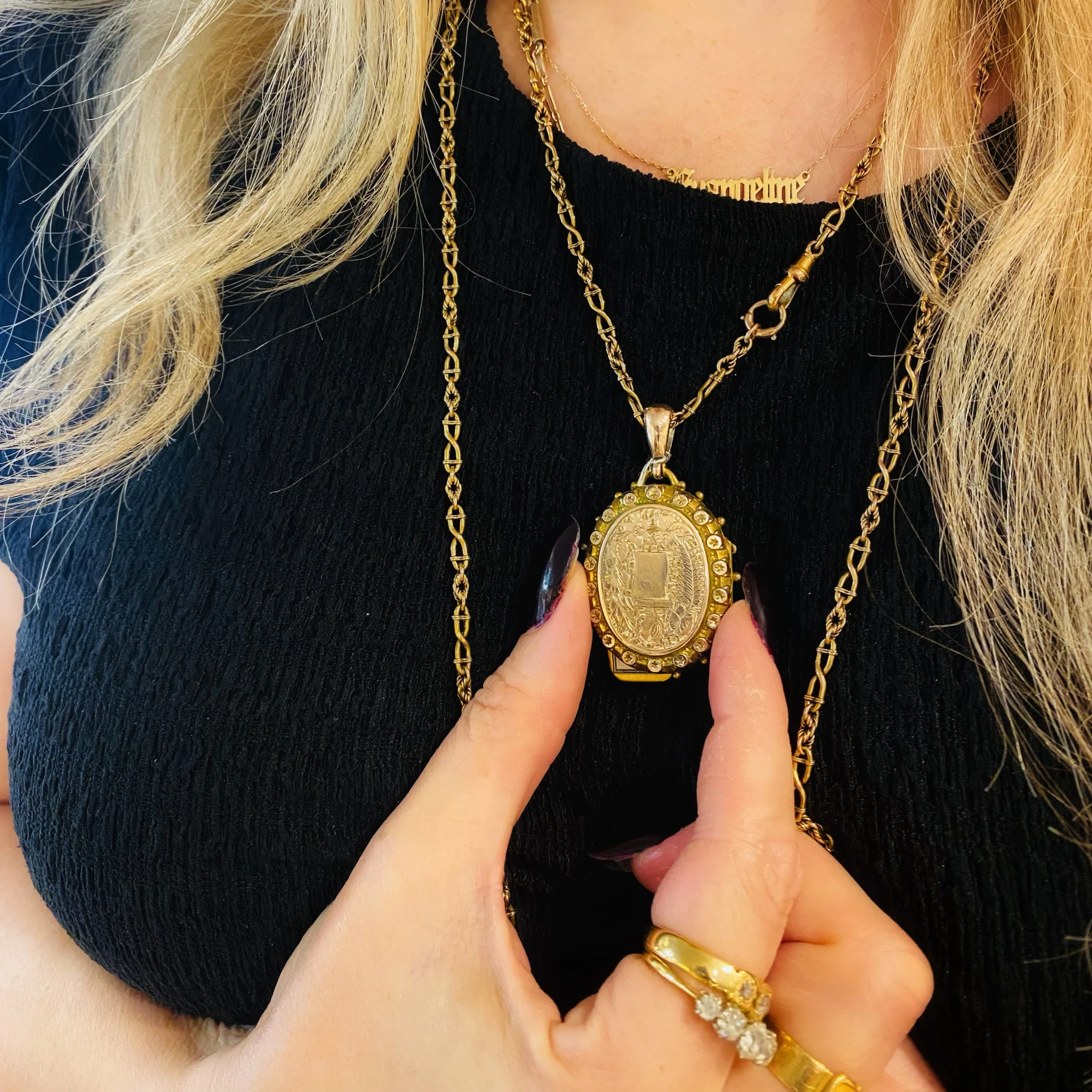 Gorgeous 1880's Victorian Ornate Gold Locket