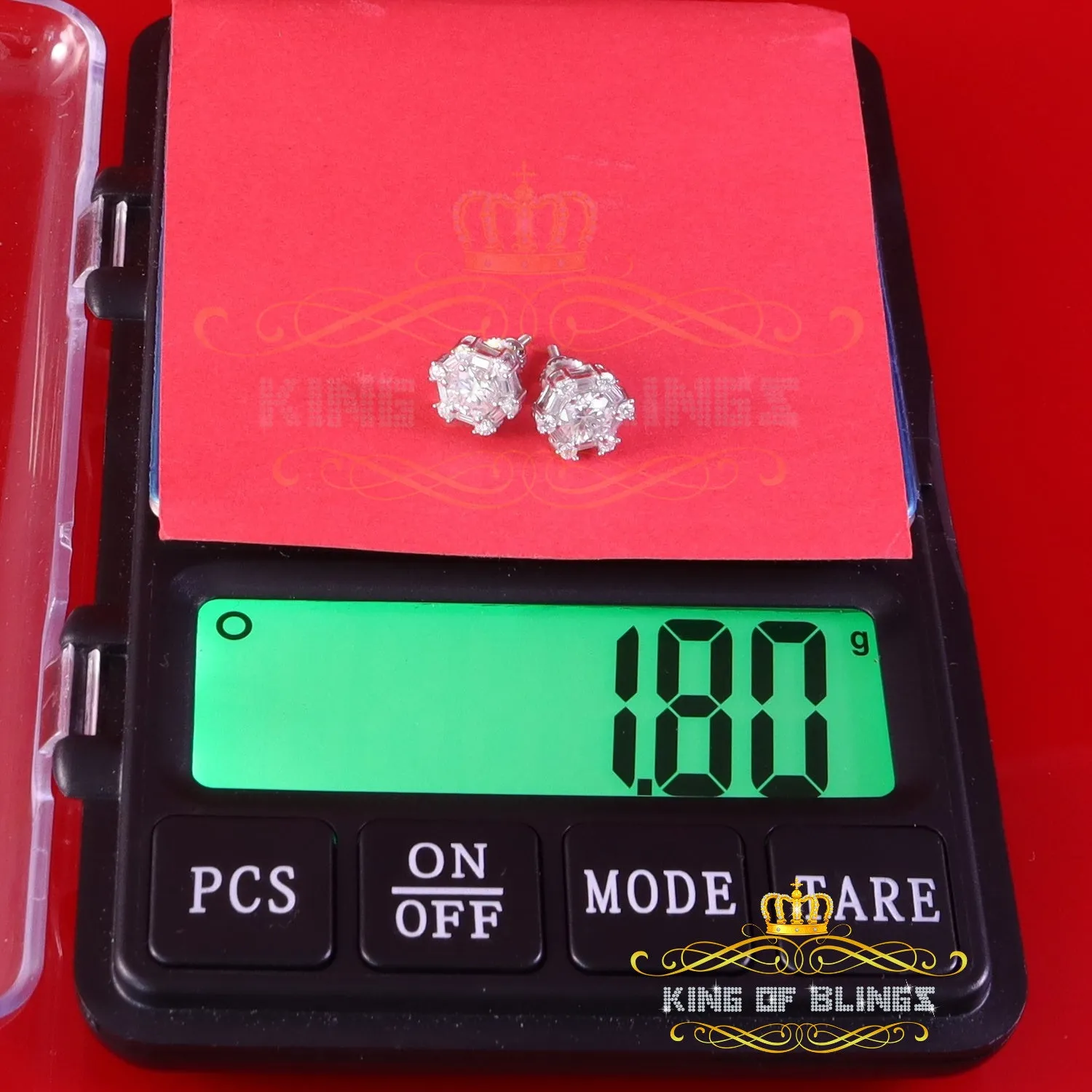 King of Bling's Men's/Womens 925 Silver White 1.50ct VVS 'D' Moissanite Hexagon Stud Earrings