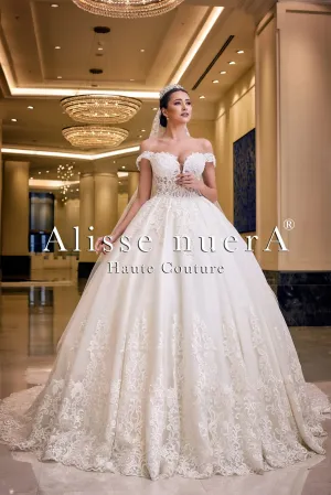 Lace Embroidered Hemline Princess Ball Gown Wedding Dress Lace Embroidered Hemline Princess Ball Gown Wedding Dress