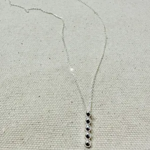 Mila Necklace