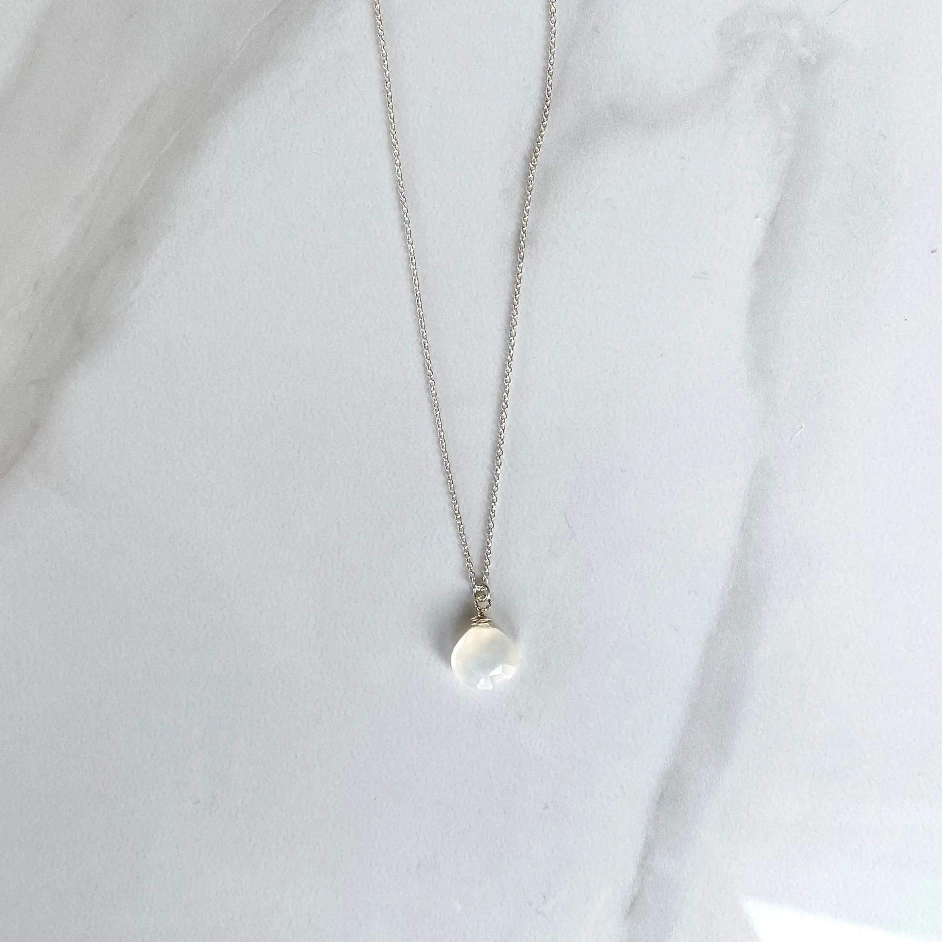 Moonstone Pendant & Chain Necklace