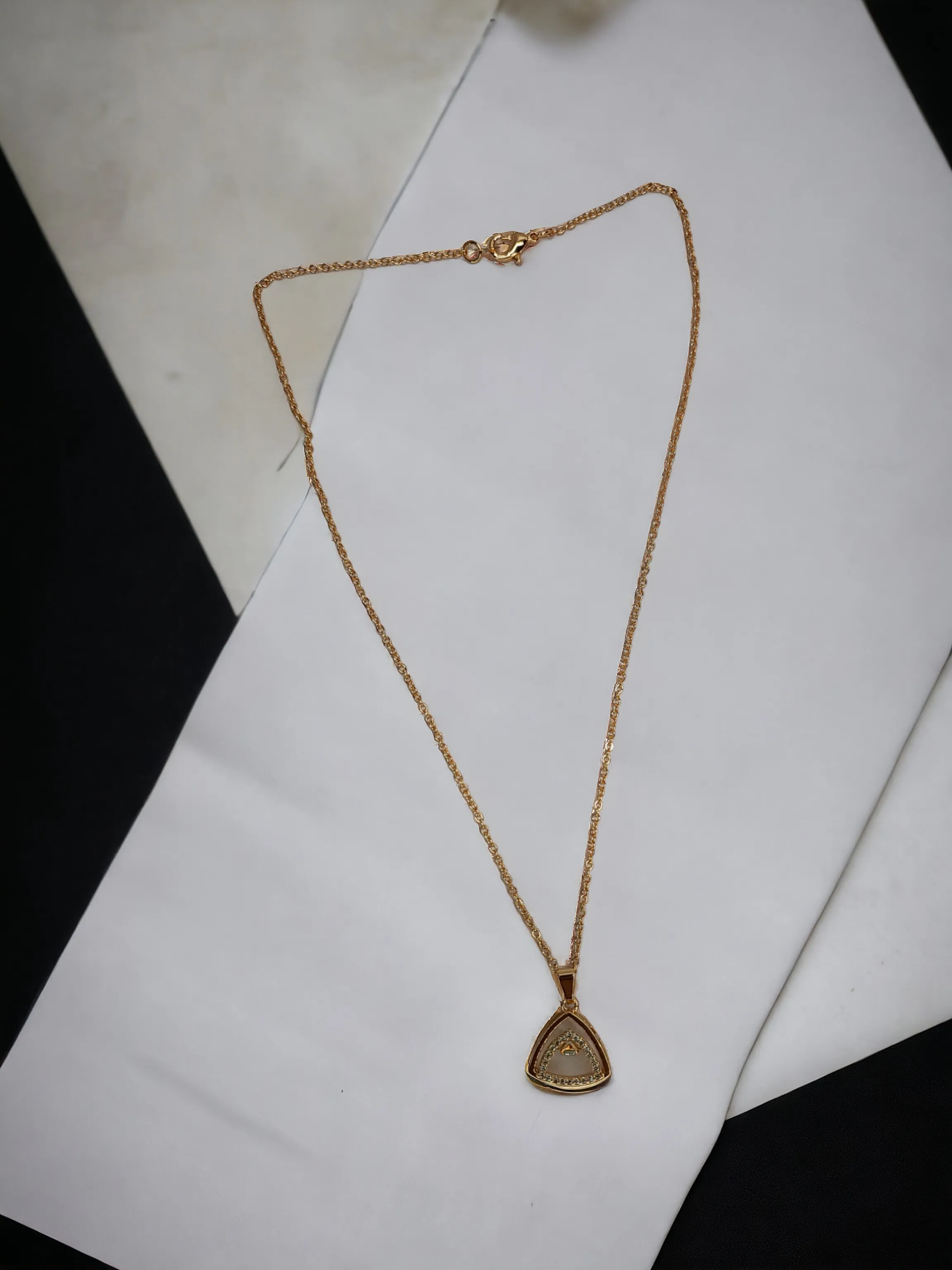 Pearlfect Cosmic Dance Locket