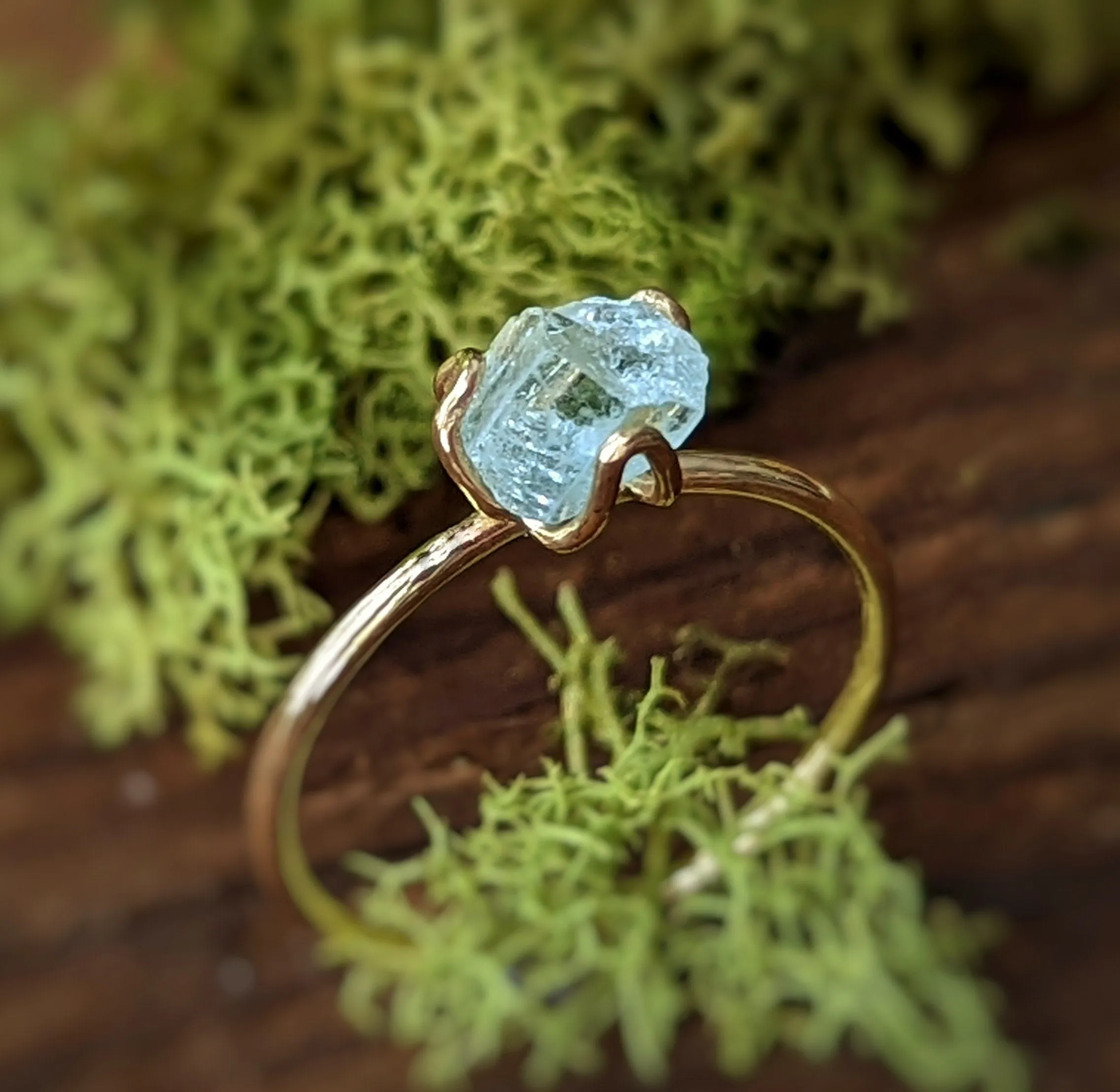 Raw Aquamarine flower ring