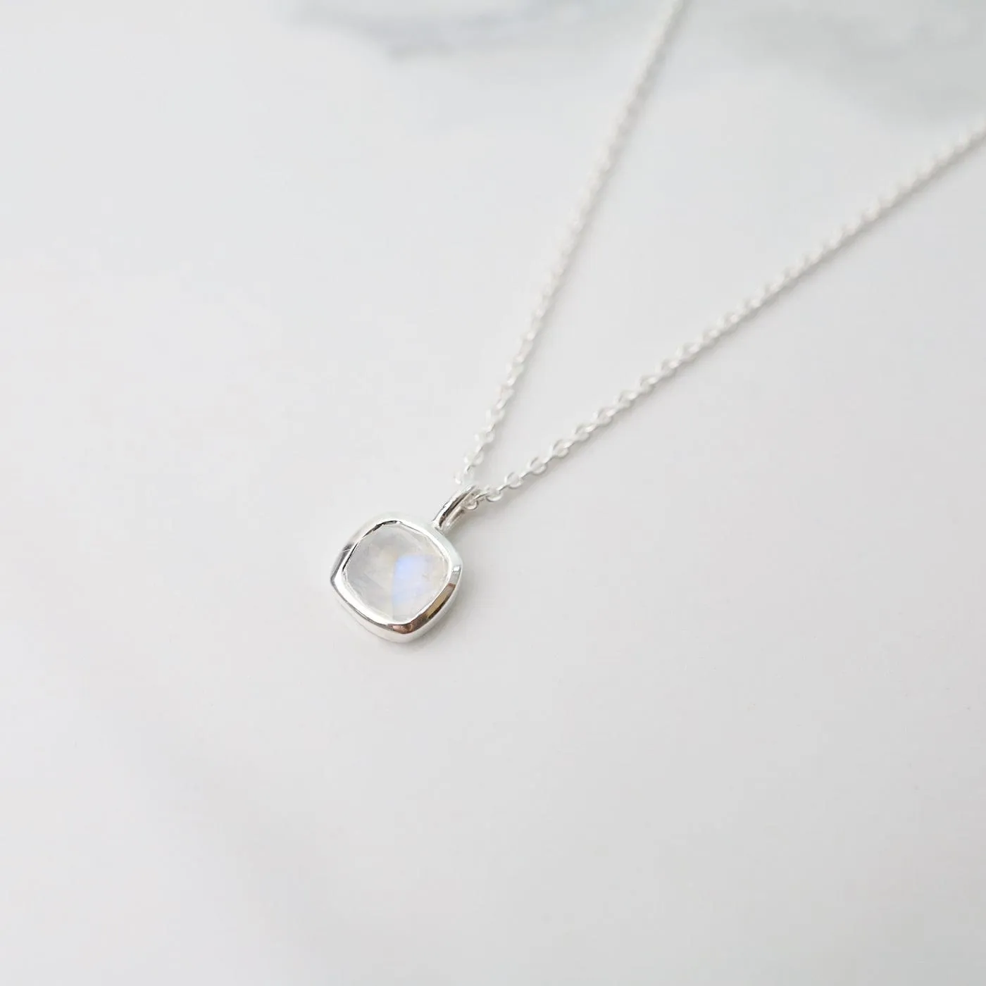 Rose-cut Rainbow Moonstone Cushion Necklace