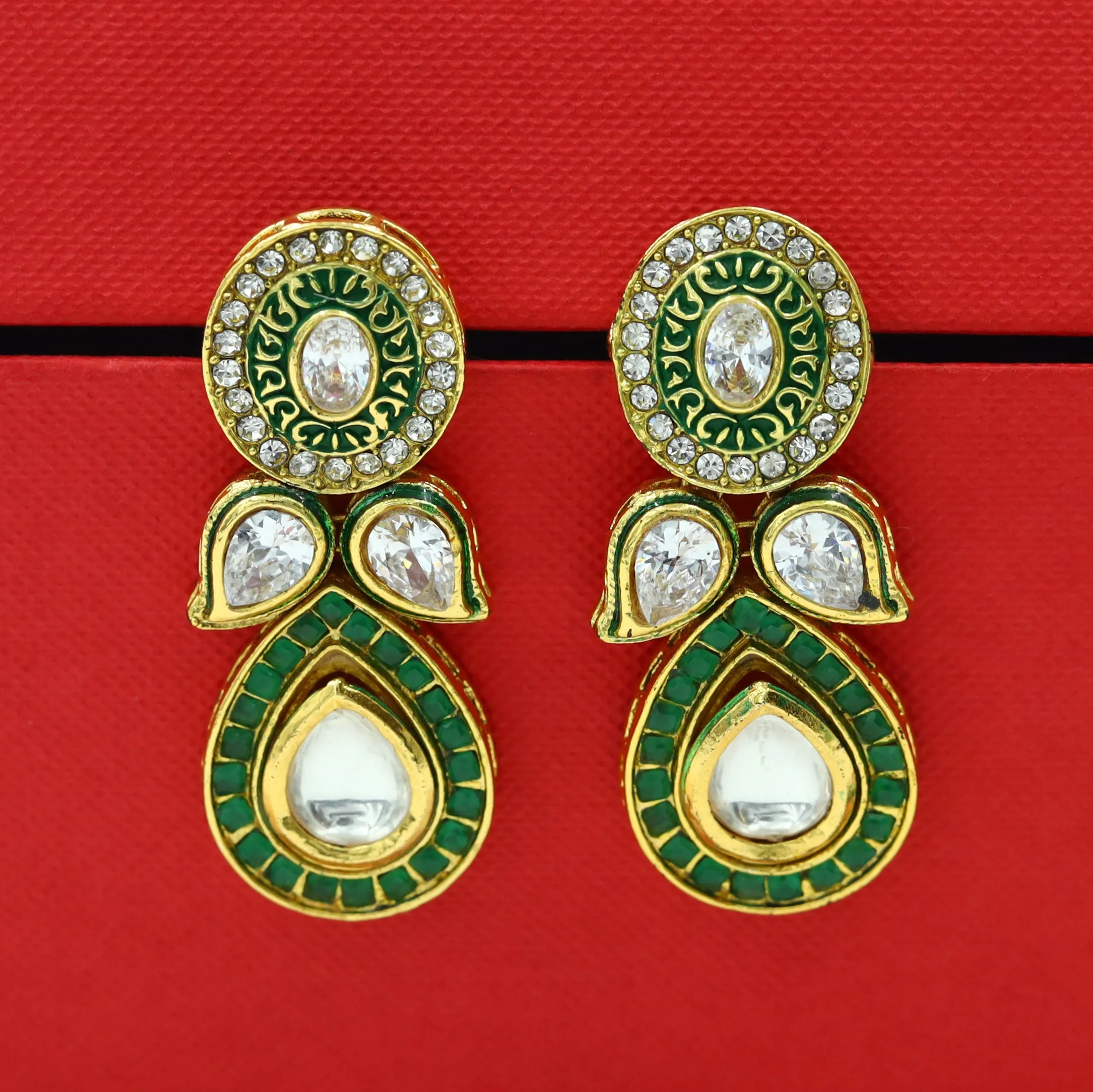 Round Neck Polki Necklace Set 1000-21