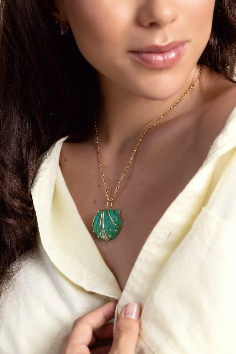 Small Chrysoprase Moonstone Diamond Shell Pendant Necklace