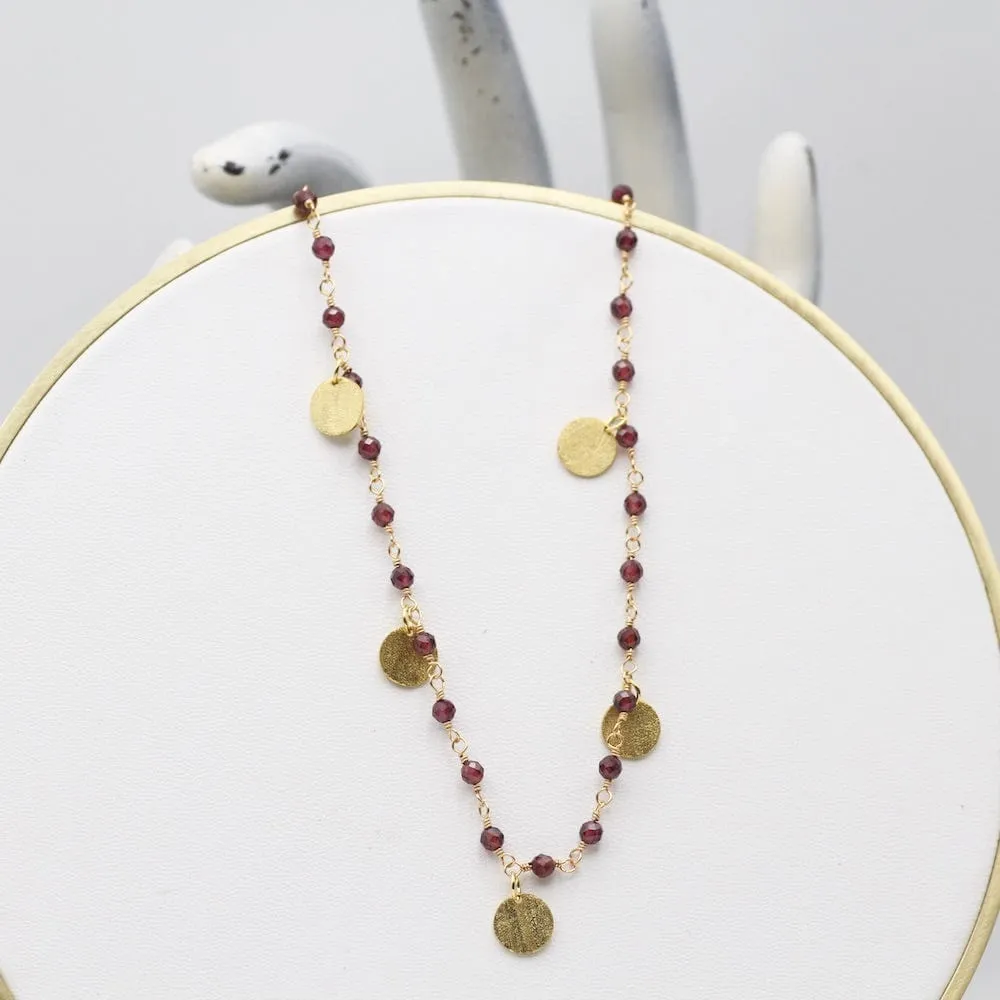 Suki Choker ~ Garnet