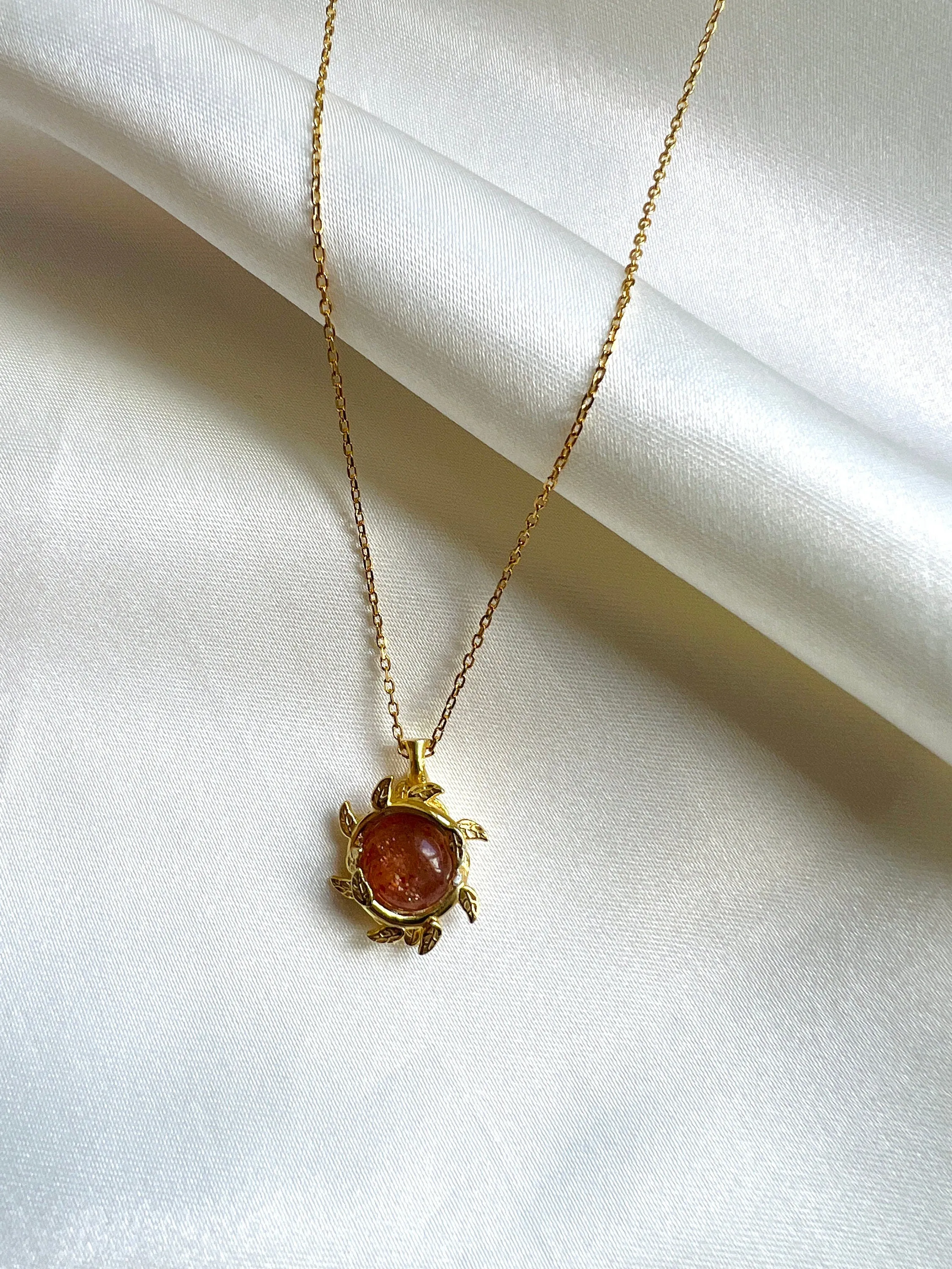 Sunstone Moonstone Necklace in Gold Sunstone Pendant Gold Genuine Moonstone Necklace Natural Sunstone Necklace Cyrstal Healing Necklace