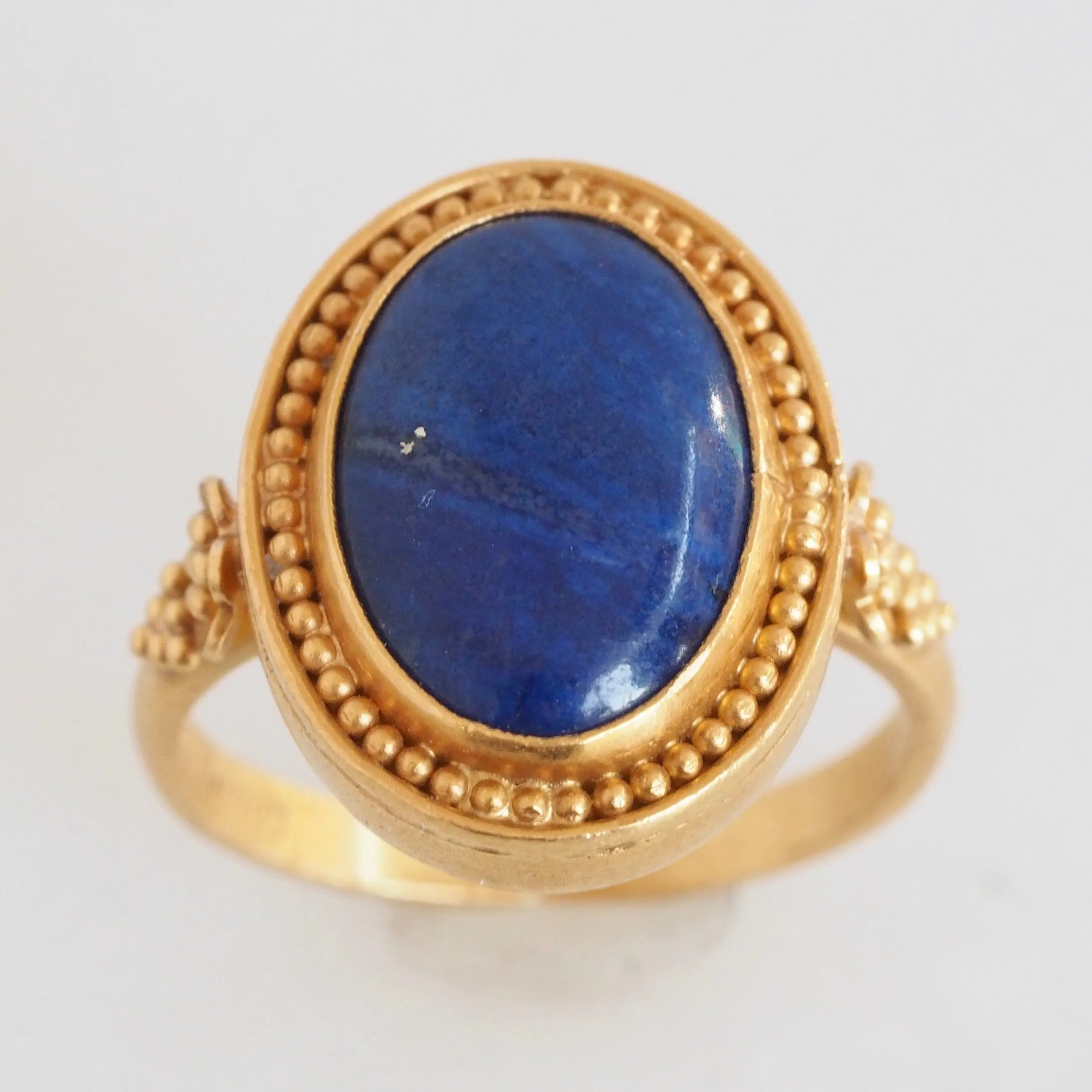 Vintage Ancient Style Greek 22k Gold Lapis Ring