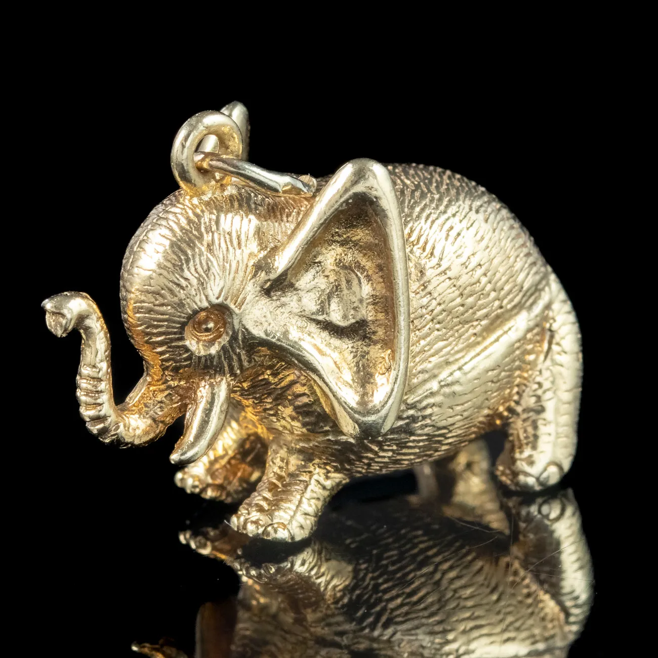 Vintage Elephant Charm Pendant 9ct Gold Dated 1966