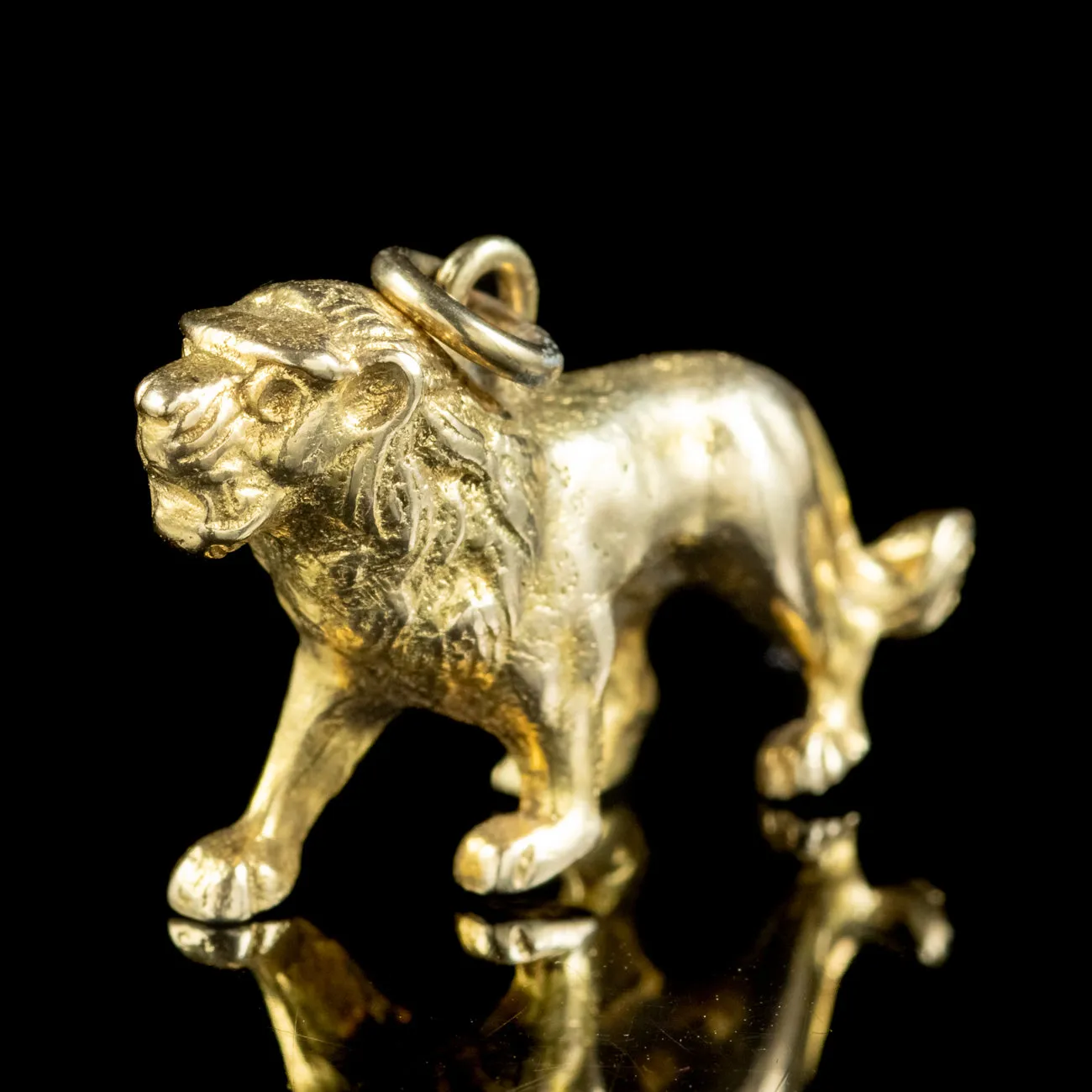 Vintage Lion Charm Pendant Solid 9ct Gold