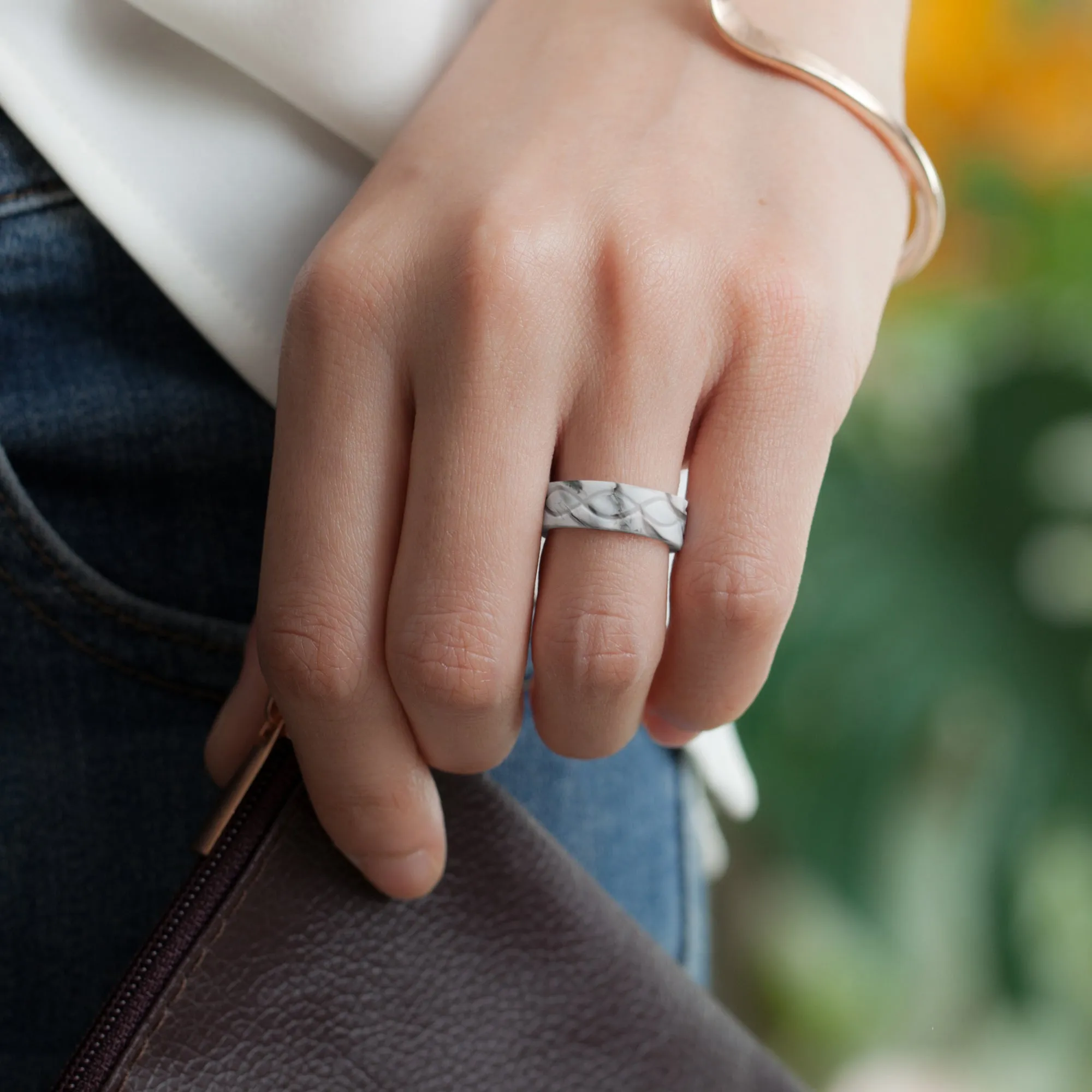 Women's Classics Essence - Silicone Ring